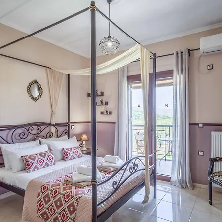 Villa Maggie Alonia *